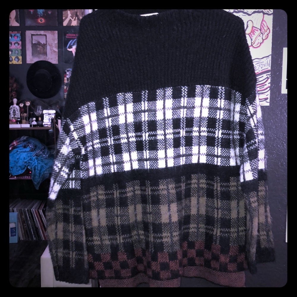 Knit sweater
